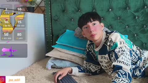 Levi  online show from 01-14-25, 12:56