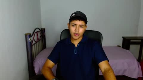 Snapshot of levii_7 chatting on 09-10-25, 11:16 0600AM-1200PM - online show from 09-10-25, 11:16