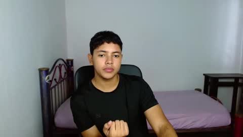 Snapshot of levii_7 chatting on 09-13-25, 08:30 0600AM-1200PM - online show from 09-13-25, 08:30