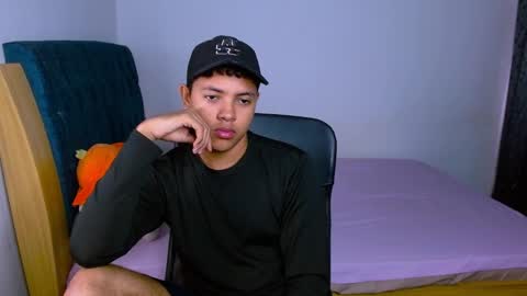      0600AM-1200PM - online show from 01-12-26, 01:27