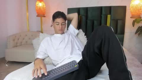 LevySteven online show from 11-14-25, 05:17