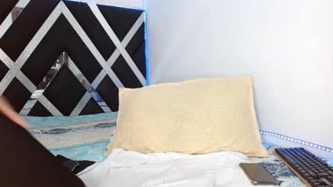 Snapshot of levy_steve chatting on 02-25-26, 03:10 LevySteven online show from 02-25-26, 03:10