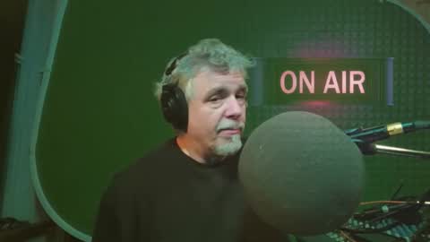 Lewis Richard Russell online show from 02-04-26, 09:26