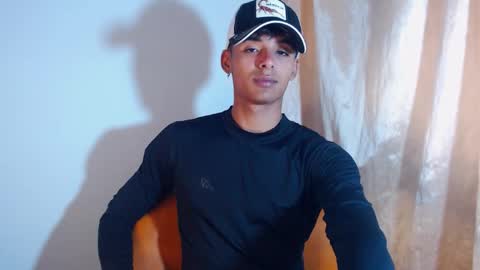 i  am lewis ly EDUARDO MEMDOZA15 online show from 02-05-26, 04:44