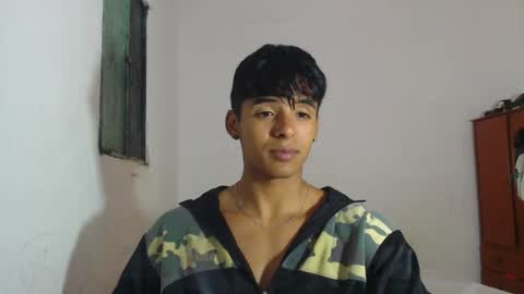i  am lewis ly EDUARDO MEMDOZA15 online show from 05-13-26, 03:42