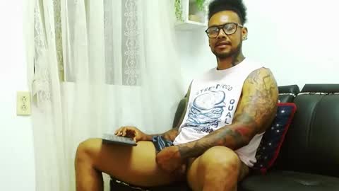 Lewis Strong online show from 01-02-25, 10:44