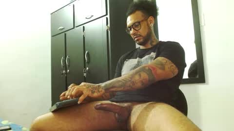 Lewis Strong online show from 09-15-25, 06:41