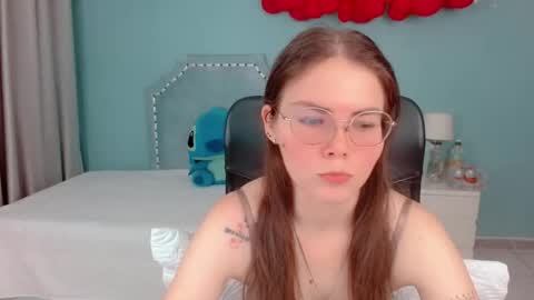 Lexas Room online show from 10-28-25, 04:16