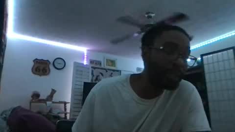 lexdalong online show from 10-22-25, 04:46