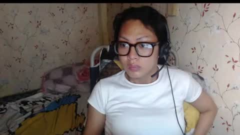 Hev Lexi online show from 06-24-26, 11:31