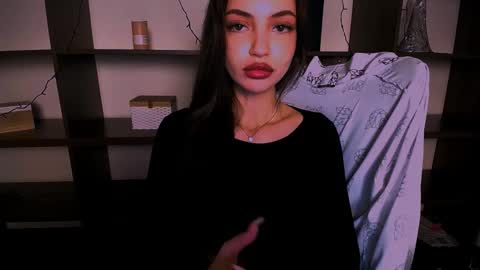 Alexia online show from 12-18-24, 06:35