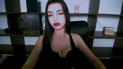 Alexia online show from 01-16-25, 04:07