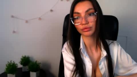Snapshot of lexi_jos chatting on 05-02-26, 12:43 Alexia online show from 05-02-26, 12:43