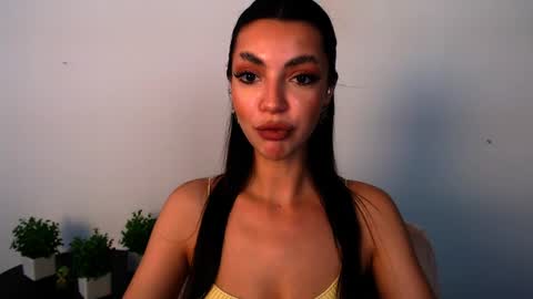 Alexia online show from 06-25-26, 12:20