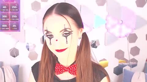 Alexia online show from 10-25-25, 04:13