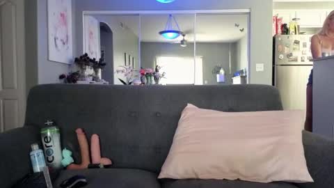 Lexi online show from 09-09-25, 06:18