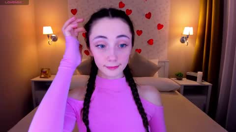 Lexi GTM2 MonWedThurSatSun 1000am-400pm online show from 02-15-25, 08:22