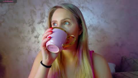 LEXXY online show from 02-23-26, 06:00