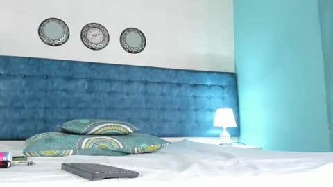 LEXYCRIMSON online show from 01-11-26, 04:17