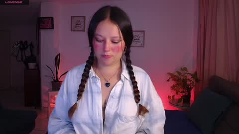 Lexie Thompson   8pm  0000am -5 online show from 01-31-25, 03:09