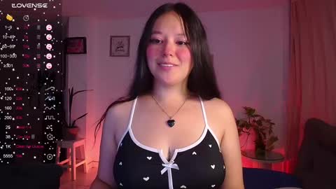Lexie Thompson   8pm  0000am -5 online show from 02-10-25, 03:03