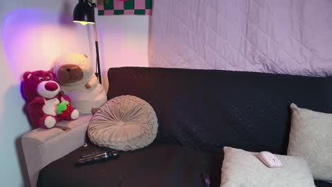 Lixie And Nte online show from 11-28-25, 02:25