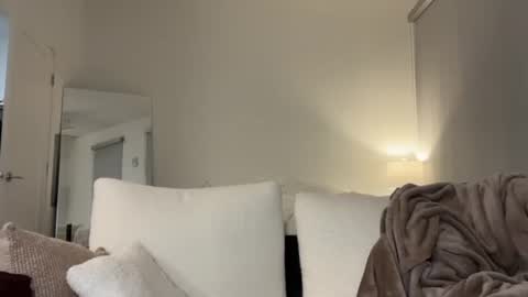 Snapshot of lexii_23 chatting on 11-01-25, 07:32 Sexy Lexi online show from 11-01-25, 07:32