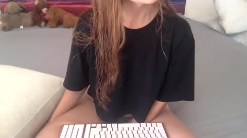 Alexia L. online show from 10-03-25, 02:58