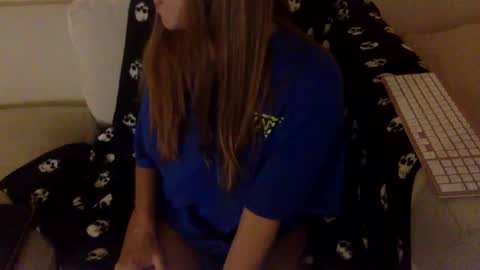 Alexia L. online show from 10-16-25, 03:40