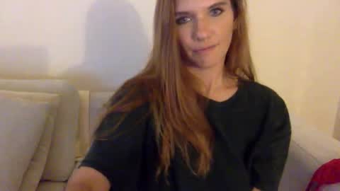 Alexia L. online show from 11-08-25, 06:02