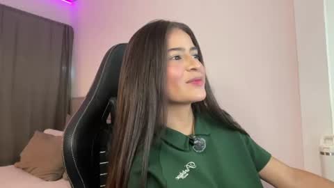 Snapshot of lexiiegray2 chatting on 07-10-26, 03:03 Alexa online show from 07-10-26, 03:03