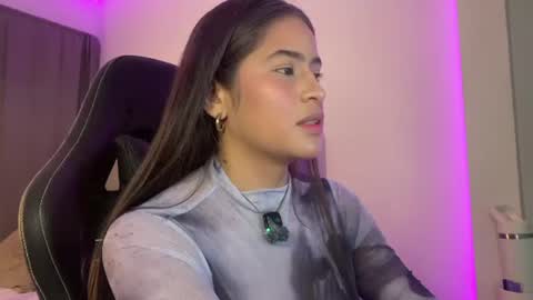 Snapshot of lexiiegray2 chatting on 07-24-26, 01:53 Alexa online show from 07-24-26, 01:53