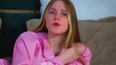 Lexi online show from 11-29-25, 06:44