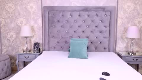 Lexi Riley online show from 10-24-25, 05:04