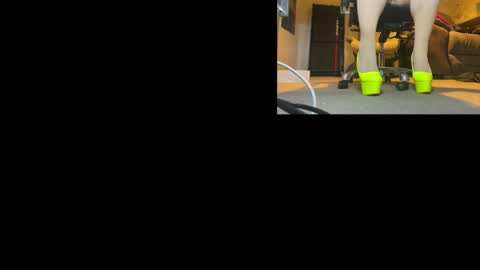 Snapshot of lexusrosexxx chatting on 11-19-25, 09:31 lexusrosexxx online show from 11-19-25, 09:31