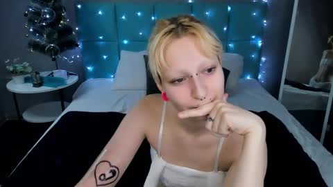 Snapshot of lexy_woorhez chatting on 01-20-25, 09:24 Lexy online show from 01-20-25, 09:24