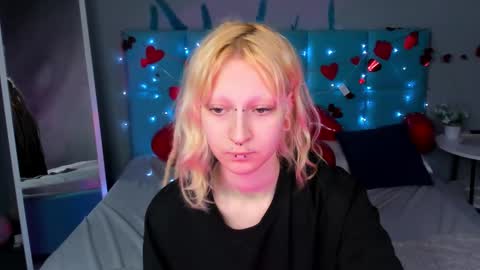 Snapshot of lexy_woorhez chatting on 02-20-25, 10:27 Lexy online show from 02-20-25, 10:27