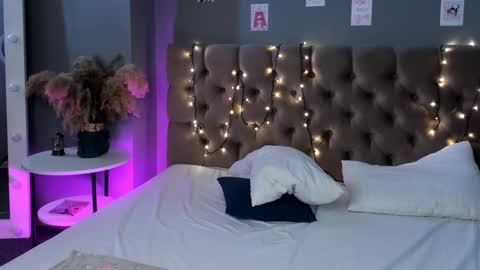Snapshot of lexy_woorhez chatting on 02-21-25, 10:39 Lexy online show from 02-21-25, 10:39