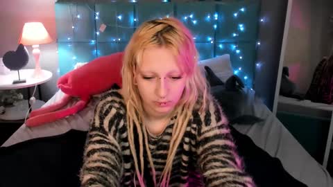 Snapshot of lexy_woorhez chatting on 03-06-25, 10:41 Lexy online show from 03-06-25, 10:41