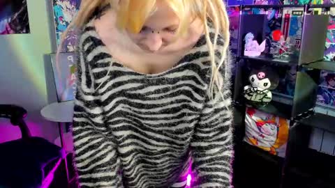 Snapshot of lexy_woorhez chatting on 03-10-25, 01:21 Lexy online show from 03-10-25, 01:21
