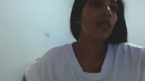 L I A  online show from 06-30-26, 08:54