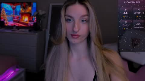 Lexy online show from 12-08-24, 10:47