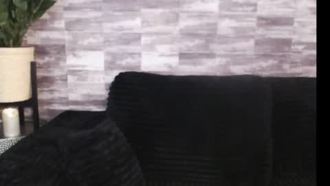 lexywetrain online show from 01-31-25, 04:03