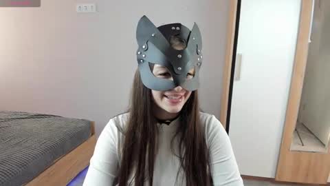 Snapshot of leyablisssex chatting on 09-22-25, 02:19 Leya online show from 09-22-25, 02:19