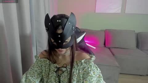 Leya online show from 11-17-25, 11:32