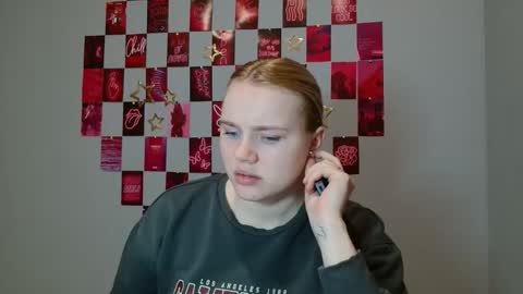 Leyla online show from 12-05-25, 07:06