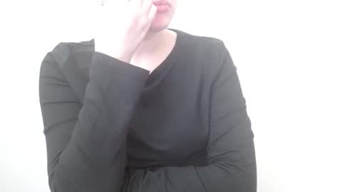 Leyla online show from 05-04-26, 06:09