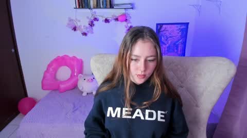 Leyla Miller online show from 03-28-26, 03:22