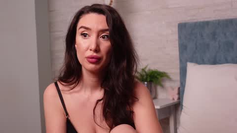 LeylaGracey online show from 01-14-25, 05:08