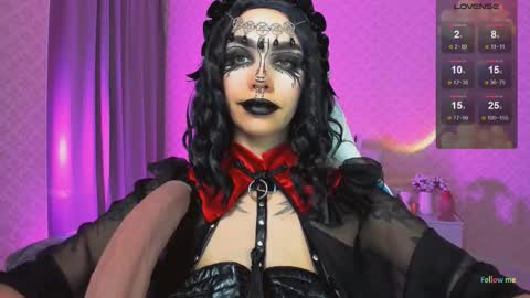 Snapshot of leylanoir chatting on 10-18-25, 01:23 LEA online show from 10-18-25, 01:23